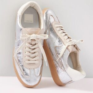 Dolce Vita Notice Sneaker